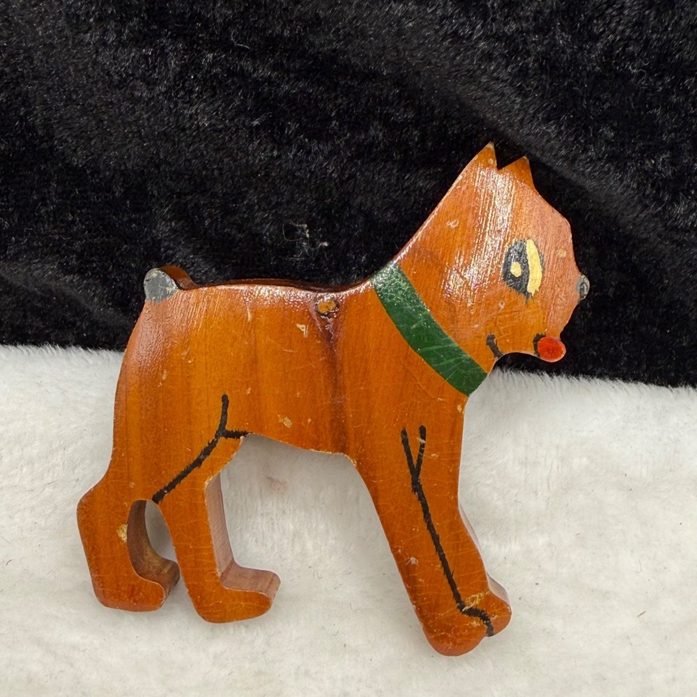 Vintage Estate Brooch Brown Wooden Hand Made Dog Pin 2in